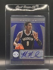 2013-14 Totally Certified - Signatures MarShon Brooks #153 Totally Blue /10 (AU)