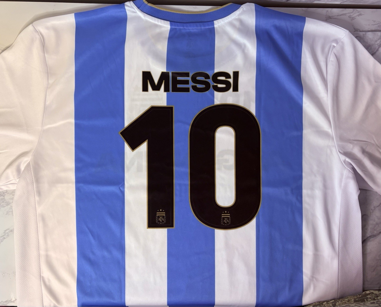 Lionel Messi #10 Argentina AFA Official Men’s Soccer Jersey New w/ Tags