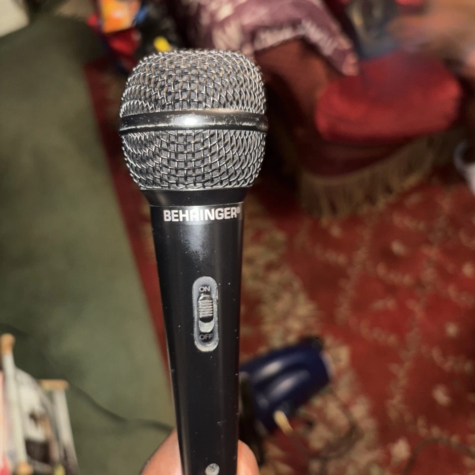 Behringer EPA40 PA System 🎤 40W w/ Mic – Blue – 18V DC In - Image 4 of 4