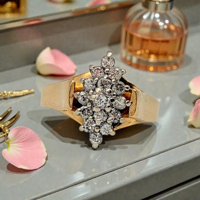 Magic Glo Solid 14KP Yellow Gold Ring with Diamond Cluster   Size 5.25
