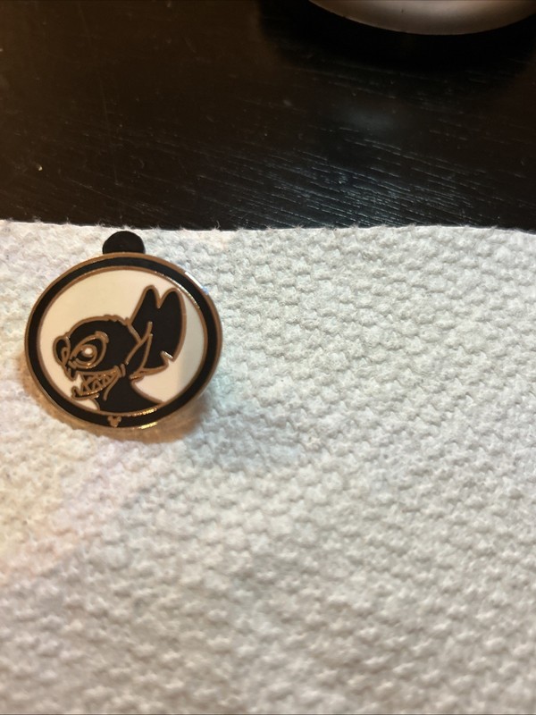 Disney   2008 Hidden Mickey   Silhouette Stitch Pin