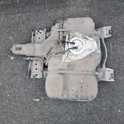 OEM Genuine Gas Fuel Tank container Assembly Honda HRV 2016-2020 (Only 2WD) 