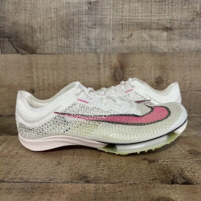 white track spikes nike