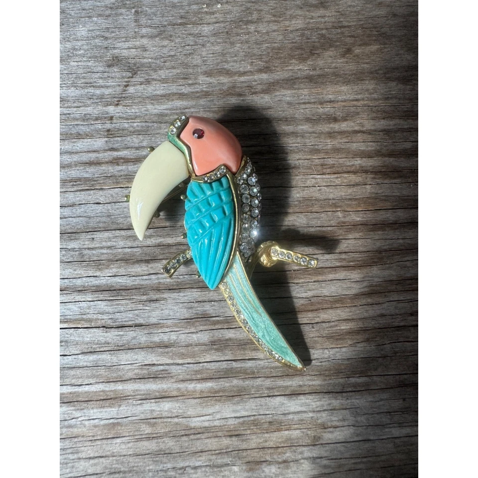 Unsigned Hattie Carnegie Brooch Enamel Rhinestone Brooch Bird Toucan Pin - Image 3 of 4
