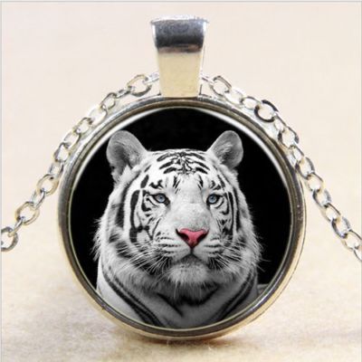 TIGER ANIMAL CAT EYESpendant Silver 20'' Necklace women mom female free gift box