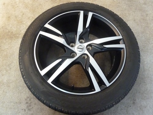Volvo XC40 Winterräder 235/50R19 2x8 mm 2x6 mm Pirelli Volvo Alu 19" Np 2.190,-- - Bild 12 von 23