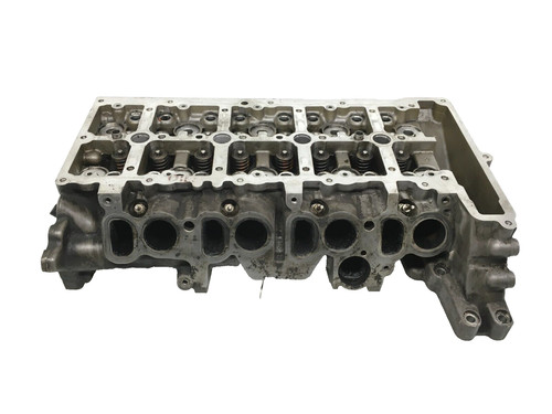BMW 1ER E81 E87 3ER E90 2,0 DIESEL N47 MOTOR ZYLINDERKOPF 7797678