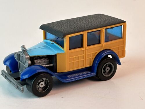 Ideal Toys 1976 Micro Mighty Mo, 1930 Model A Ford Woody Station Wagon - 第 1/8 張圖片