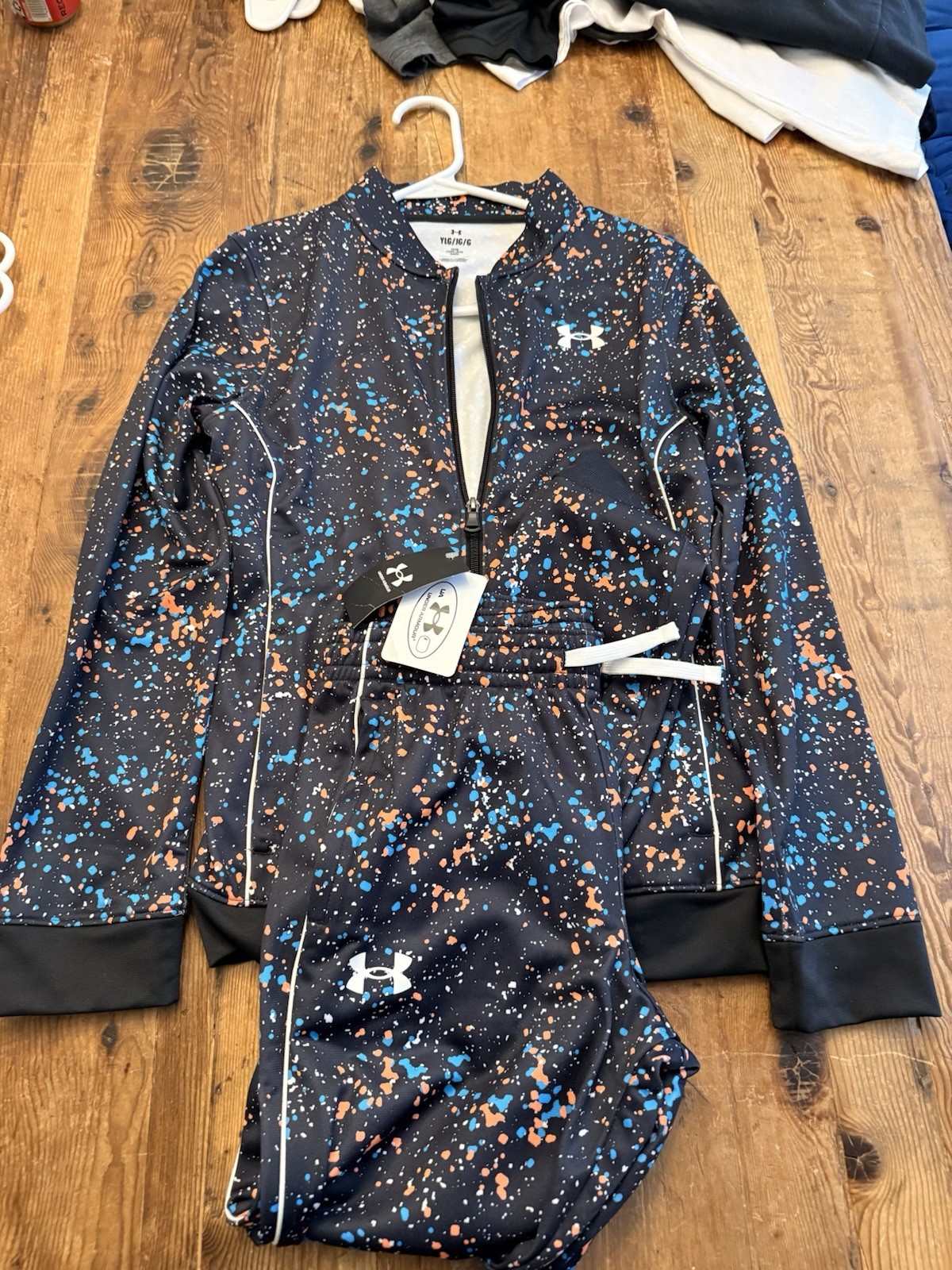 Under Armour Youth Large Tracksuit Set