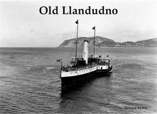 Old Llandudno and Its Tramways by Bernard Byrom (Paperback Book)