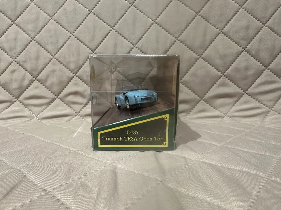 D737 Triumph TR3A Open Top Classic Corgi Models - Image 3 of 4