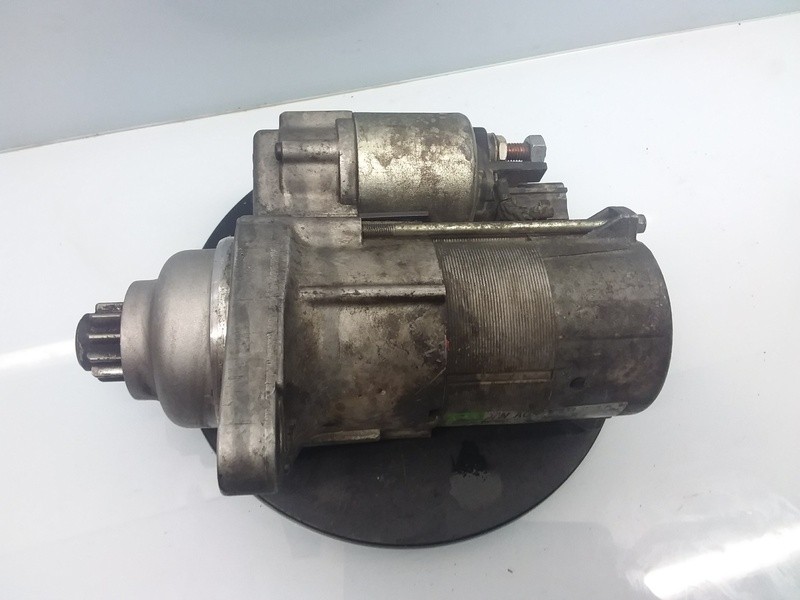02Z911023H bracket starter Volkswagen Passat Berlina 3C2 2.0 TDI 2005 1223187