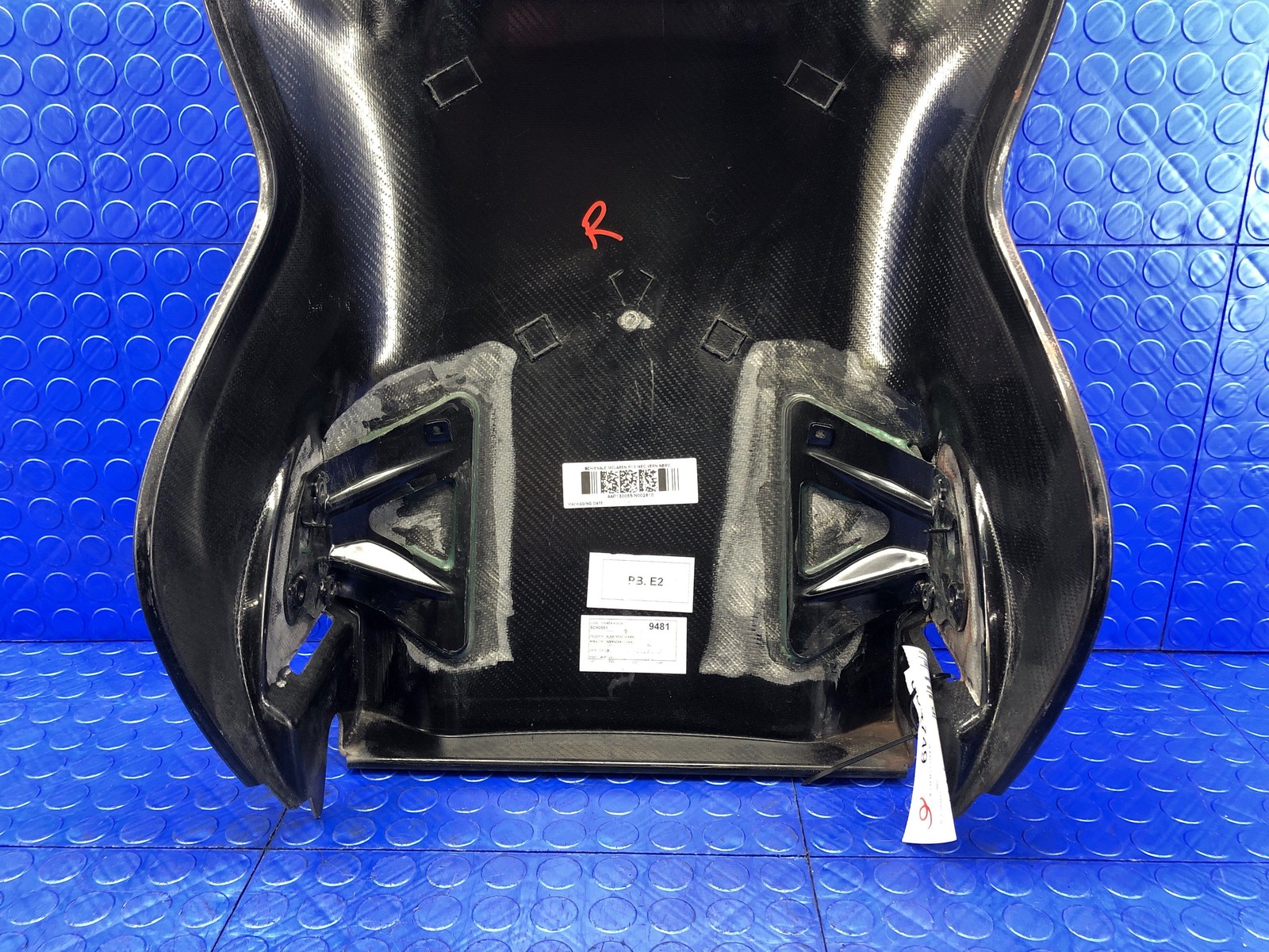 2016-2021 MCLAREN 570S OEM FRONT RIGHT SEAT REAR COVER CARBON FIBER