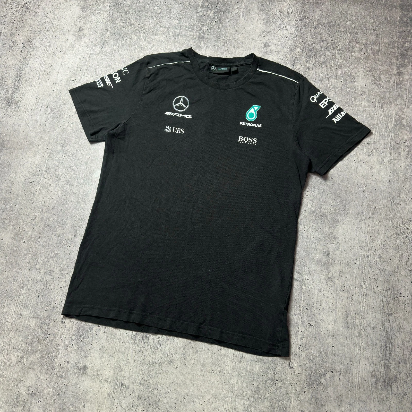 Mercedes AMG Petronas F1 Team Formula One T Shirt Mens Size M-L Formula 1 Racing
