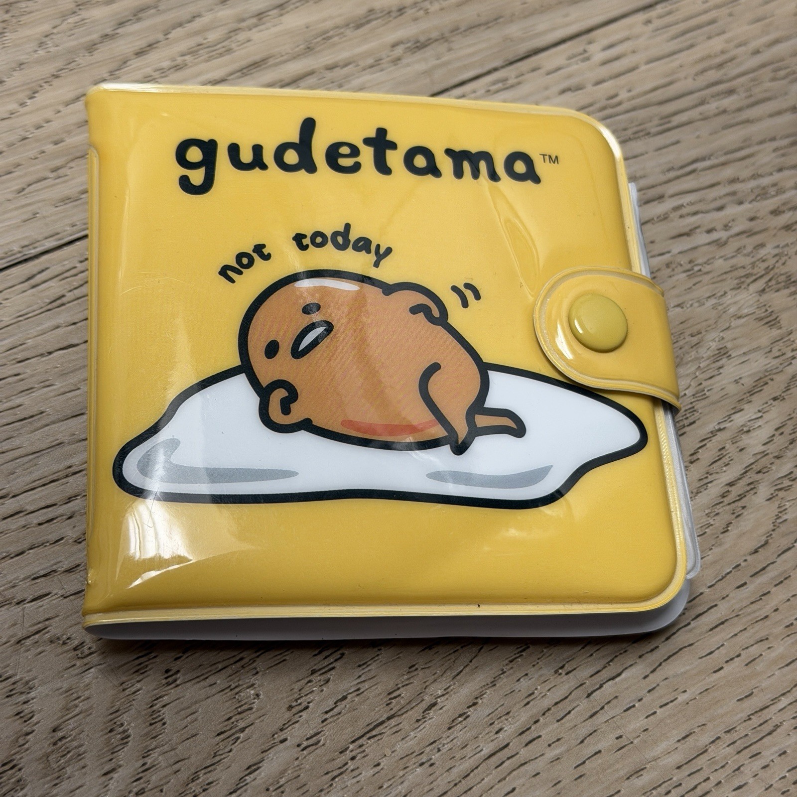 Cartera Vinilo Gudetama No Hoy | Sanrio 2020 Rara Excelente Estado
