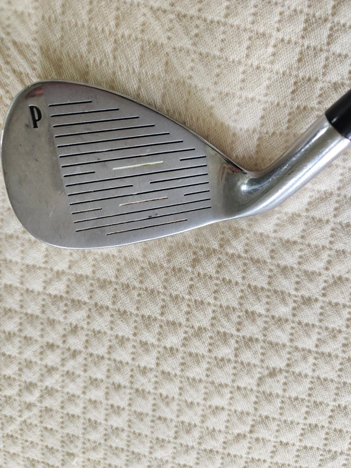 Acer XP905 HT Pitching Wedge PW Regular GRAFTECH LITE RH 46* 36 in Offset - Image 3 of 4