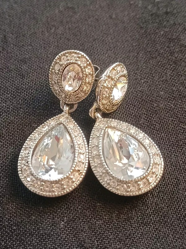 Carolee Vintage CRYSTAL CZ Drop Pierced Earrings White Gold Party Wedding 