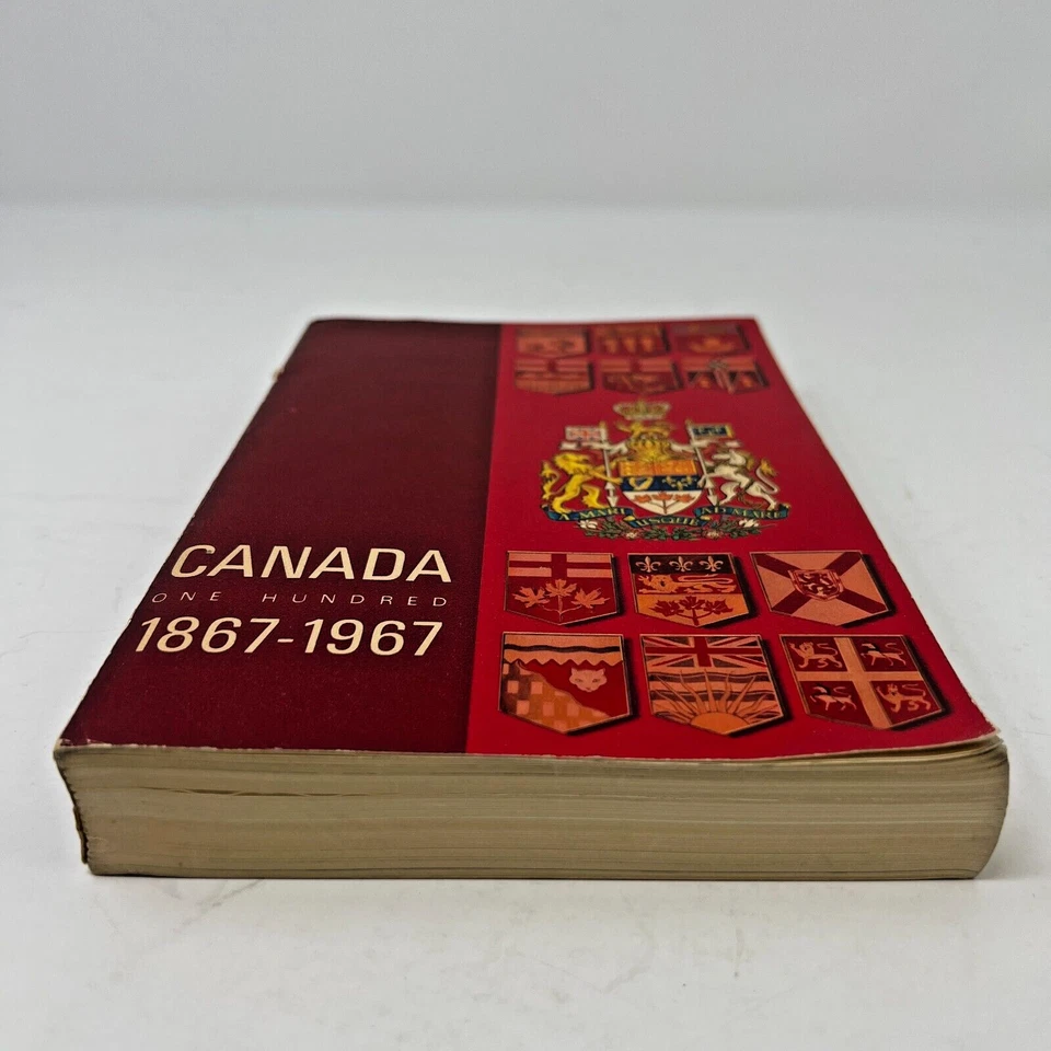Canada One Hundred 1867-1967 Vintage Illustrated The Queen's Printer Ottawa 1967 Foto 2 de 4