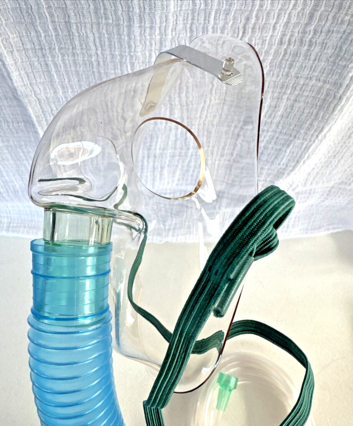 AirLife Oxygen Mask Masks Vinyl 7 Feet Tubing 001255U Expires 04/2027 -Lot of 5