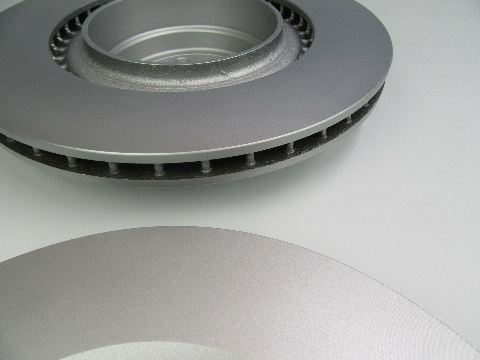 Rolls Royce Wraith Dawn rear brake pads and rotors 375