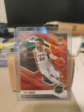 TRE JONES 2020-21 PANINI MOSAIC RED WAVE PRIZM ROOKIE RC #243  SPURS