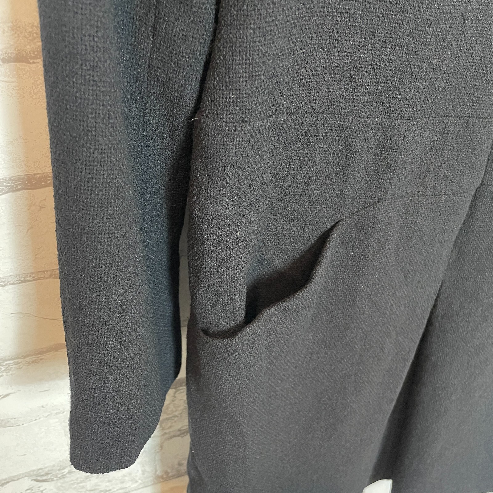 CHANEL Women's Black Wool Blend Zip VNeck Shoulder Pad Dress SIZE 40