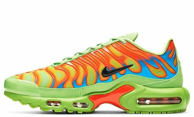 lime green nike air max plus