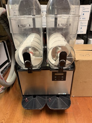 #ad GBG Dual Flavor Commercial Slush Granita Machine Smoothie Maker $500.00