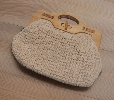 Vintage 60s Crochet Handbag Wood Handle Turn Lock Made in Hong Kong Boho