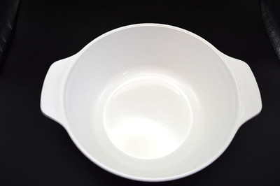 Vintage CorningWare Large 4 Qt Buffet Server B-4 Just White No Lid-Very Good