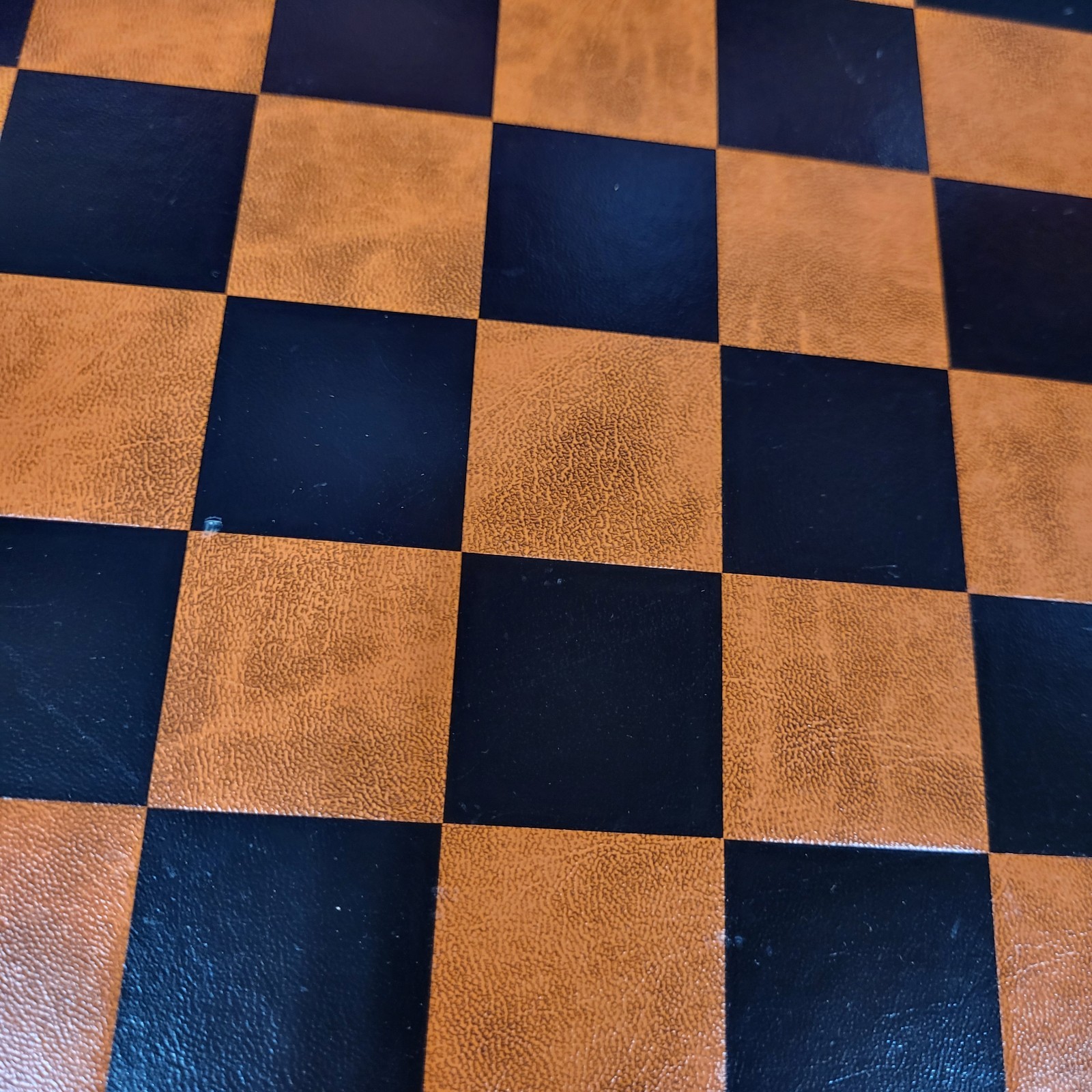 Vintage Italfama Italy Chess Set Leather Board American West Cowboys And Indians