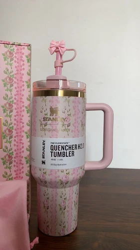 Stanley x LoveShackFancy Tumbler 40 oz Quencher 4 Color With Box & Packge - Foto 4 di 26