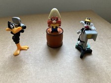 LOTTO 3 SORPRESINE LOONEY TUNES DIVERSE OVETTO KINDER FERRERO