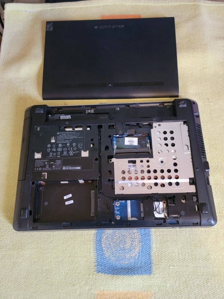 HP Probook 4540s Intel Core i5 Sans M/R ni HDD Ne fonctionne pas Vendu P/P 🆗🆗 - Photo 4/4