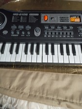 MQ-6106 MUSIC WORKSTATION No mic re-enlisted