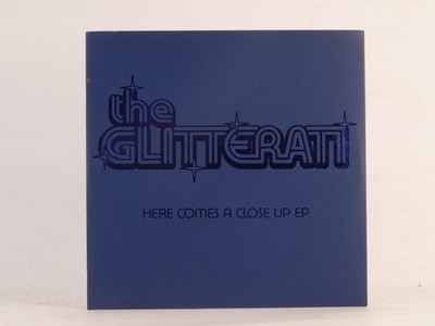 THE GLITTERATI HERE COMES A CLOSE UP (E63) 3 Track Promo CD Single including Car