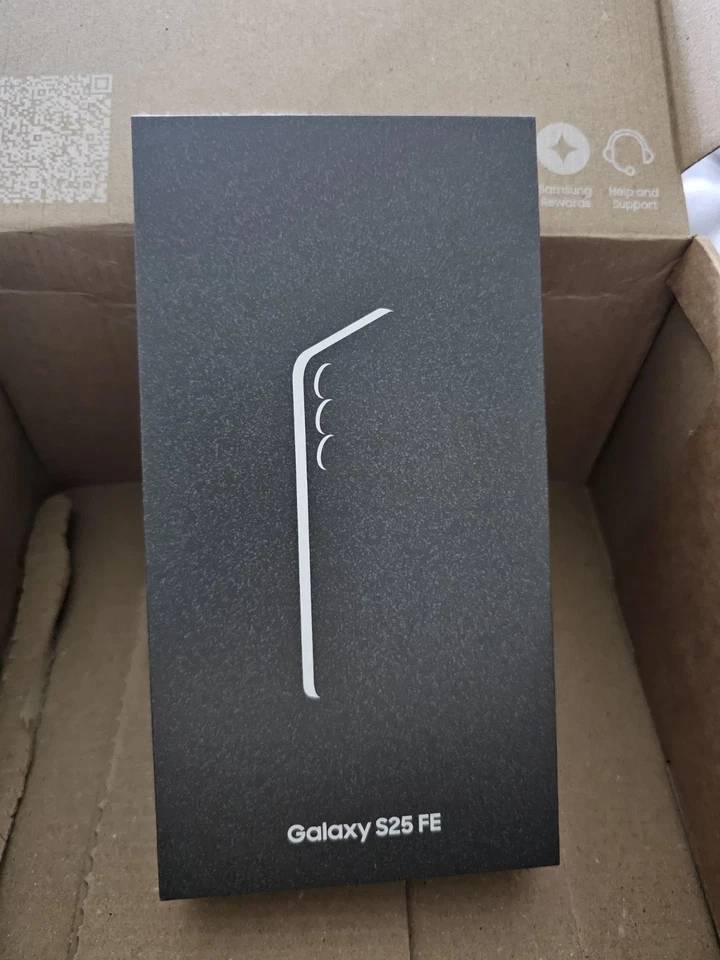 NEW Samsung Galaxy S25 FE Jetblack - 128GB (Unlocked) (Dual Sim) - UK Model BNIB - Image 4 of 4