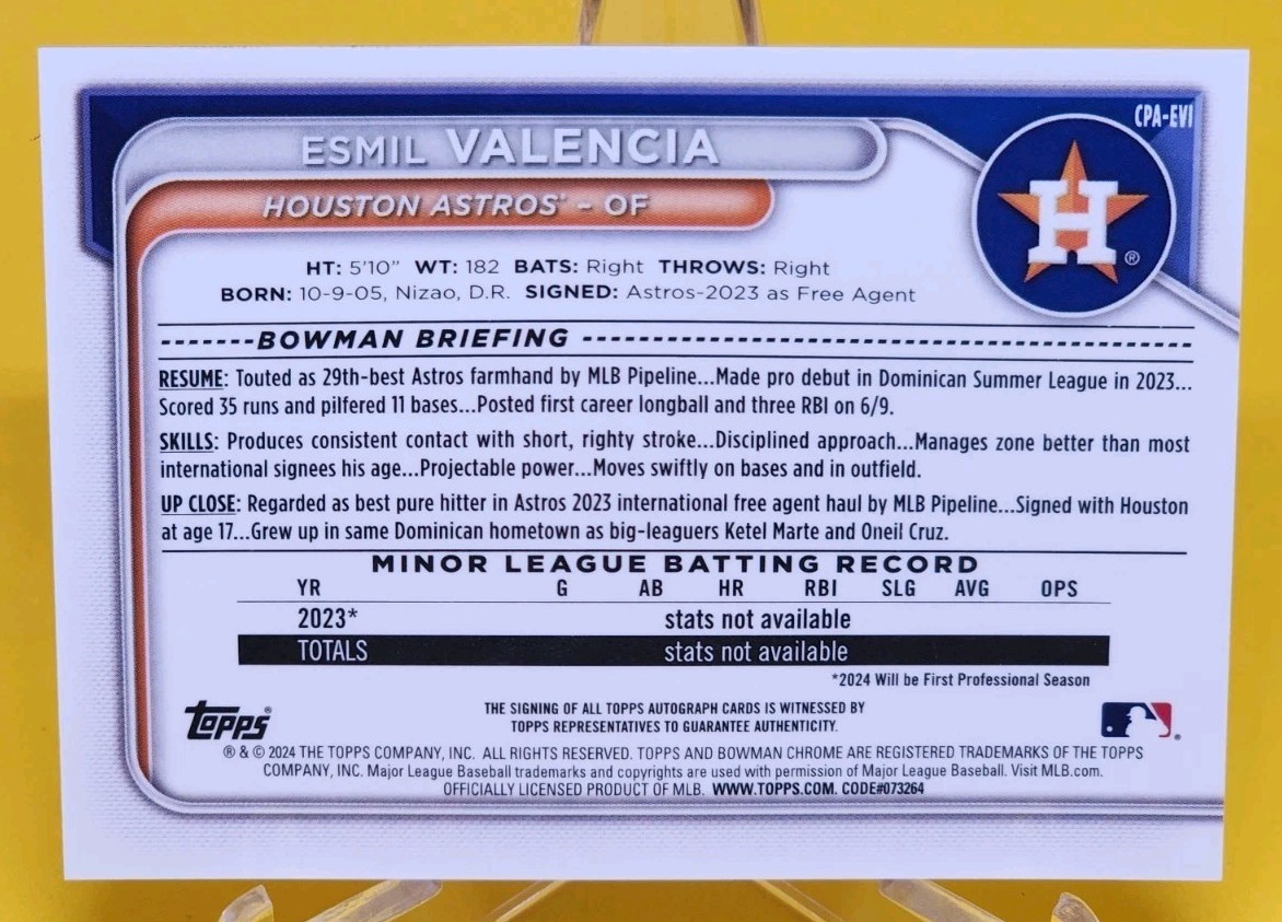 Esmil Valencia 2024 Bowman Chrome Baseball Prospects Auto 1st Bowman  #CPA-EVI view 2
