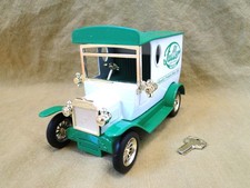 Golden Wheel: Fuller Brush Company Hartford Truck Diecast Coin Bank