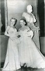 1950 Press Photo of Dorothy Kirsten Opera Soprano with Faye Emerson — photo 1