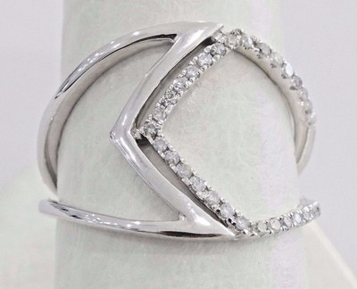 10K WHITE GOLD 1/6 CT DIAMONDS ROUND CHEVRON RING WOMEN FANCY RIGHT HAND PAVE 