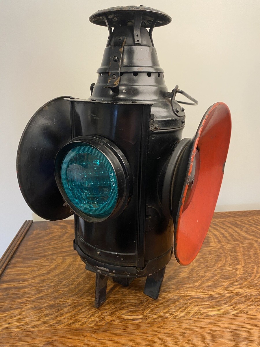 ANTIQUE DRESSEL 4 WAY RAILROAD LANTERN ARLINGTON N. J. USA RARE