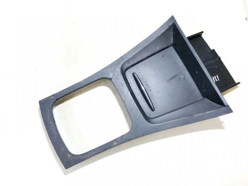 Gear shifter trim