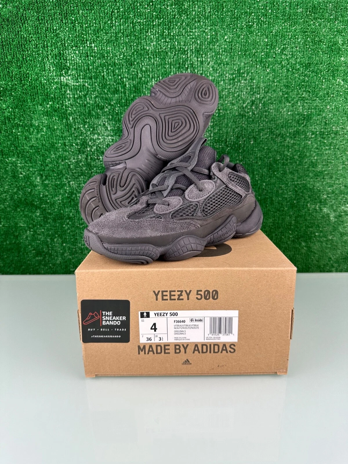 Taglia 4M 5.5W Adidas Yeezy 500 Low Utility Nero (PULITO!)