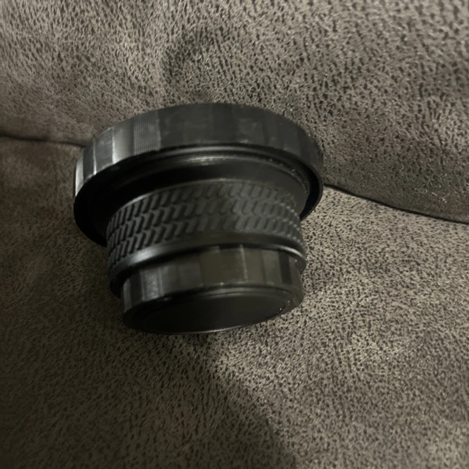 Raynox Wide Angle Conversion Lens 0.7x. F - Image 3 of 4