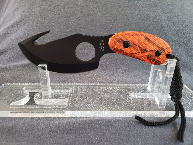 Rite Edge 6.75" Camo Full Tang Fixed Blade Gut Hook Hunting Knife with Sheath