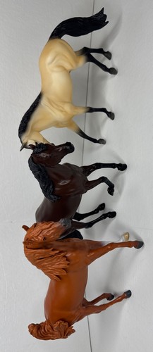 Breyer Reeves Horse Lot Of 3 Chili Espresso Buck Skin