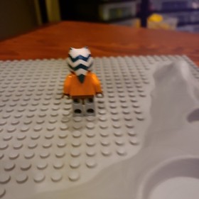 LEGO Star Wars Ahsoka Tano Padawan Clone Wars Minifigure sw0192 8098
