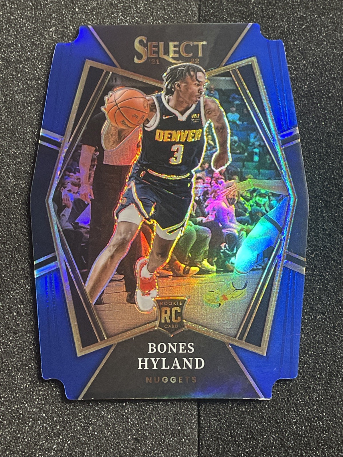 2021-22 Panini Select  Blue Prizm Die Cut Bones Hyland Rookie #174 RC SP #/249