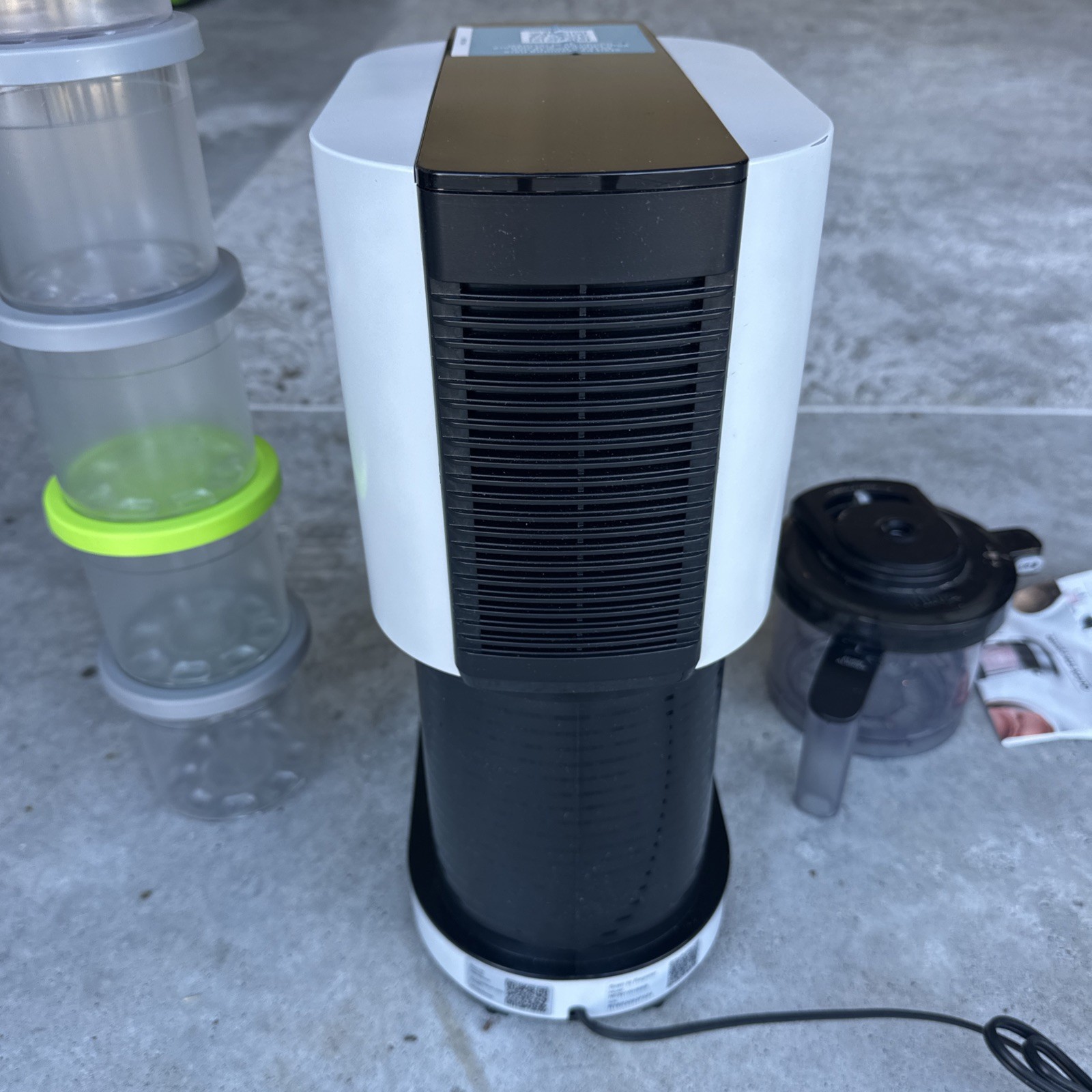 Ninja CREAMi Ice Cream Maker, for Gelato, Mix-ins, Milkshakes Sorbet, White